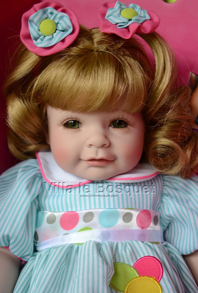 Adora Toddler Time Baby Emma avec costume rose 51cm