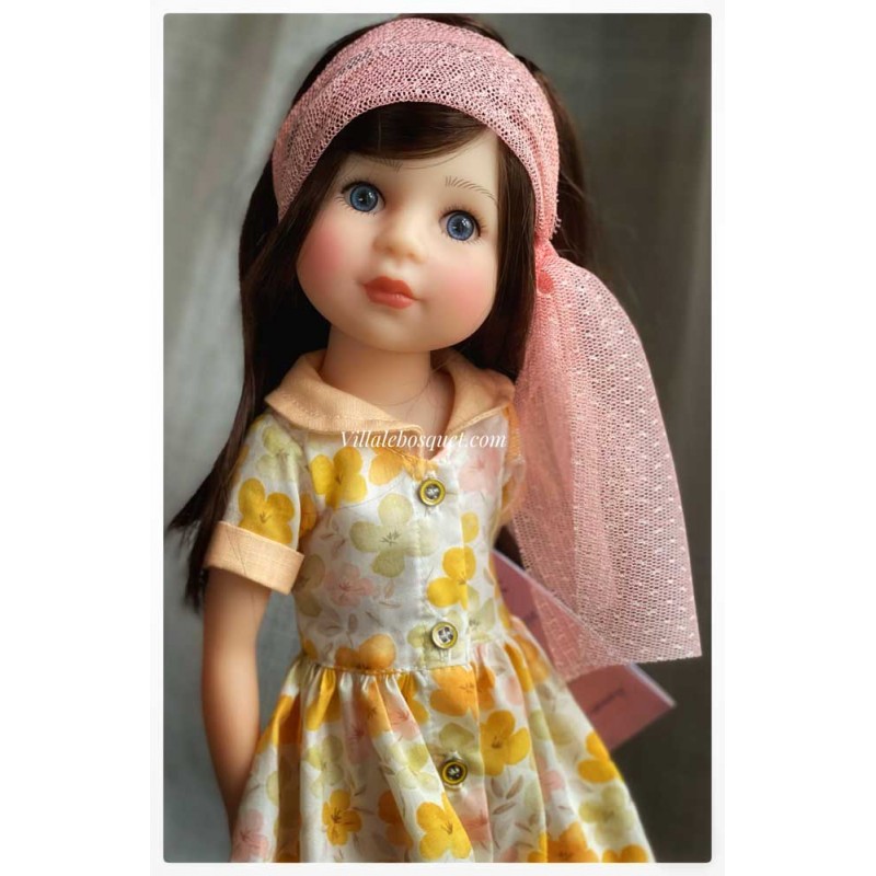 Les belles poupées Yella de Schildkröt sont sur villalebosquet.com !