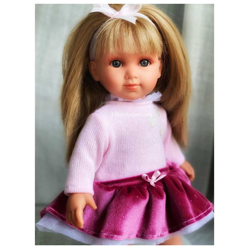 Les belles poupées à jouer Llorens sont à la villalebosquet.com.