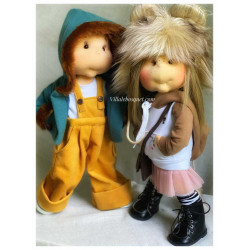 CAROLINE, 40 CM, avec squelette de mouvement POUPEE EN TISSU DES LULLU DOLLS