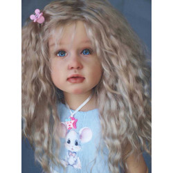 The beautiful dolls of Alex Berg are on our website villalebosquet.com