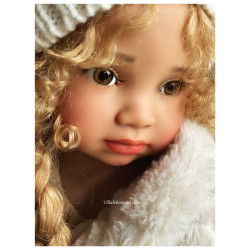 Les sublimes poupées uniques d'Angela Sutter sont à la villalebosquet.com !