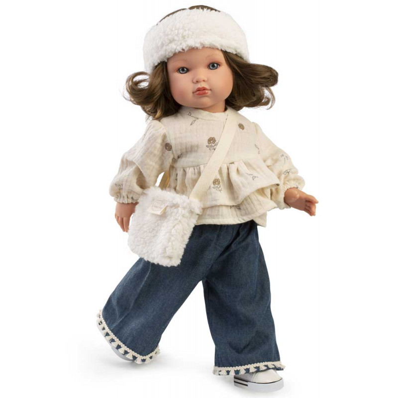 Les belles poupées à jouer de la maison Espagnole Antonio Juan sont à la villalebosquet.com