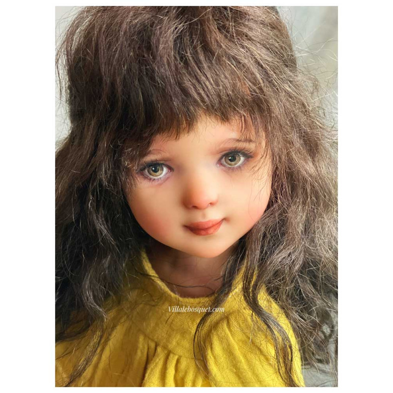 Très rare , poupée entièrement articulée Bella Alexandra - Collection