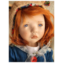 Les superbes poupées d'artiste de Nicole Menzner pour Zwergnase sont disponibles sur notre site web villalebosquet.com.