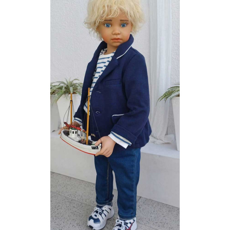 Angela Sutter's sublime ooak dolls are at villalebosquet.com!