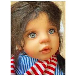 The beautiful dolls of Alex Berg are on our website villalebosquet.com