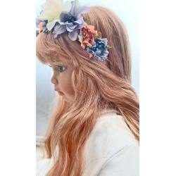 Angela Sutter's sublime ooak dolls are at villalebosquet.com!