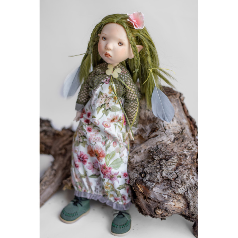 The superb artist dolls by Nicole Marschollek-Menzner for Zwergnase are on our website villalebosquet.com