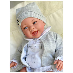 The beautiful dolls from Guca Spain are available at villalebosquet.com.