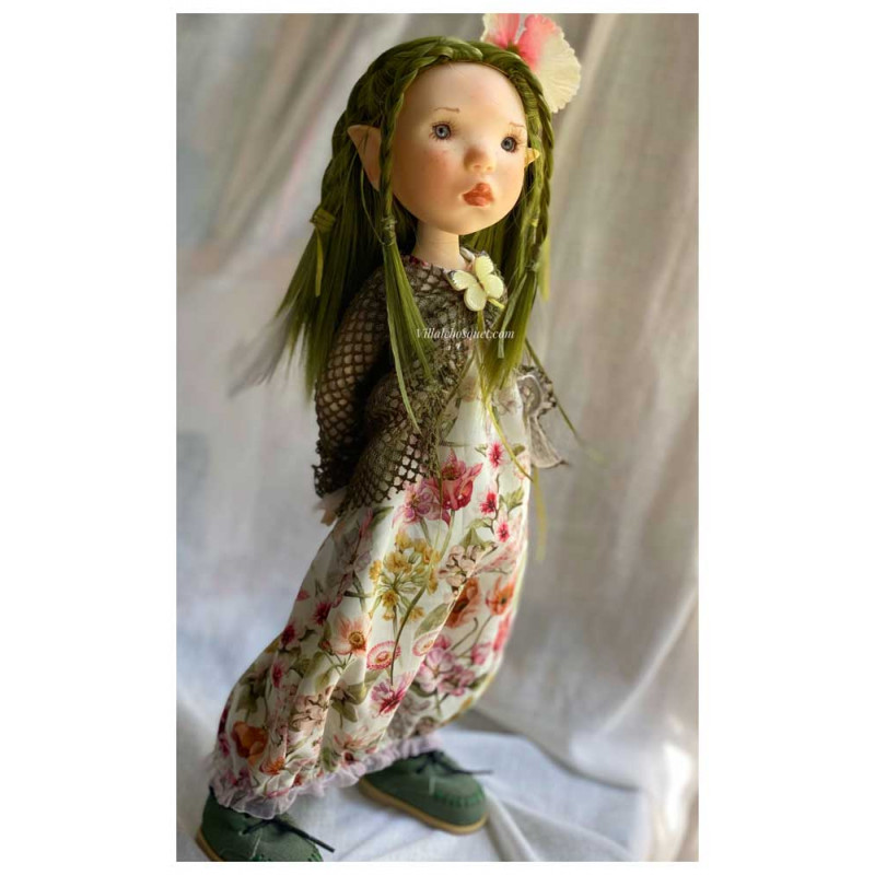 The superb artist dolls by Nicole Marschollek-Menzner for Zwergnase are on our website villalebosquet.com