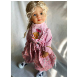 The beautiful dolls of Alex Berg are on our website villalebosquet.com