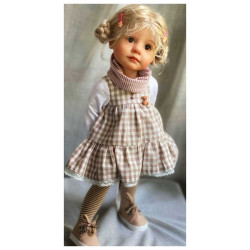 The beautiful dolls of Alex Berg are on our website villalebosquet.com