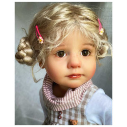 The beautiful dolls of Alex Berg are on our website villalebosquet.com